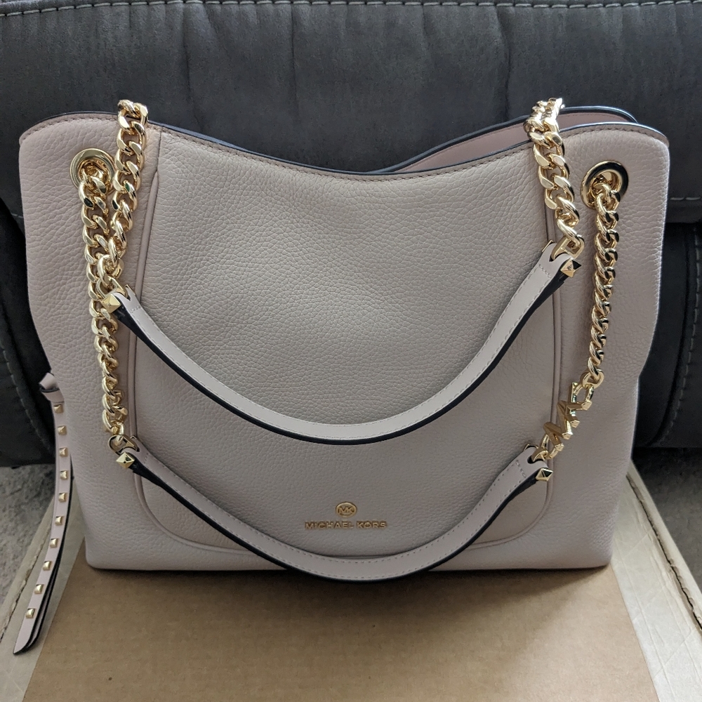 New Michael Kors Pebbled leather shoulder bag